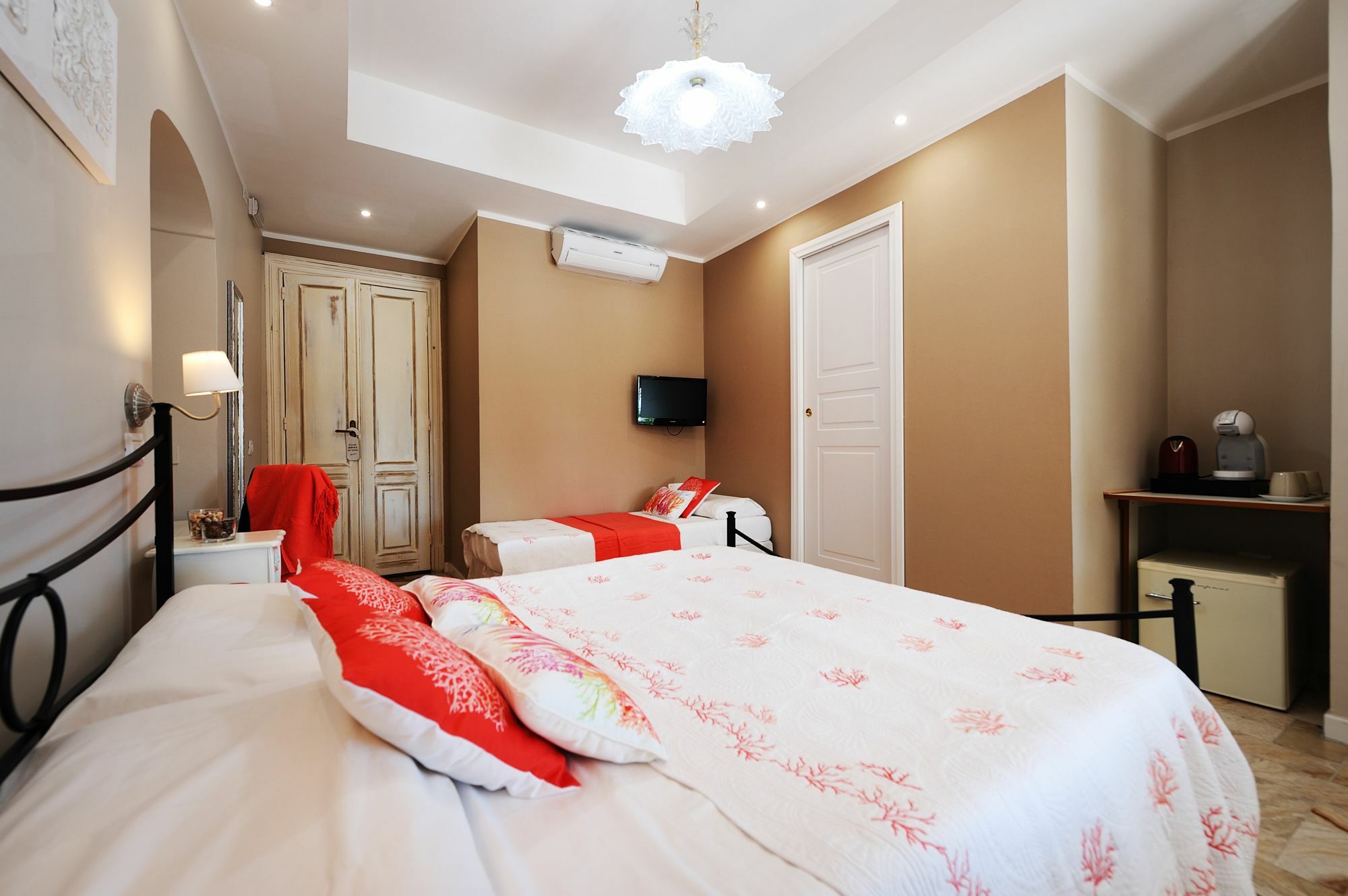 Onda Marina Rooms Cagliari Buitenkant foto